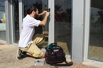 Falls Church Lock And Safe Falls Church, VA 703-640-3548